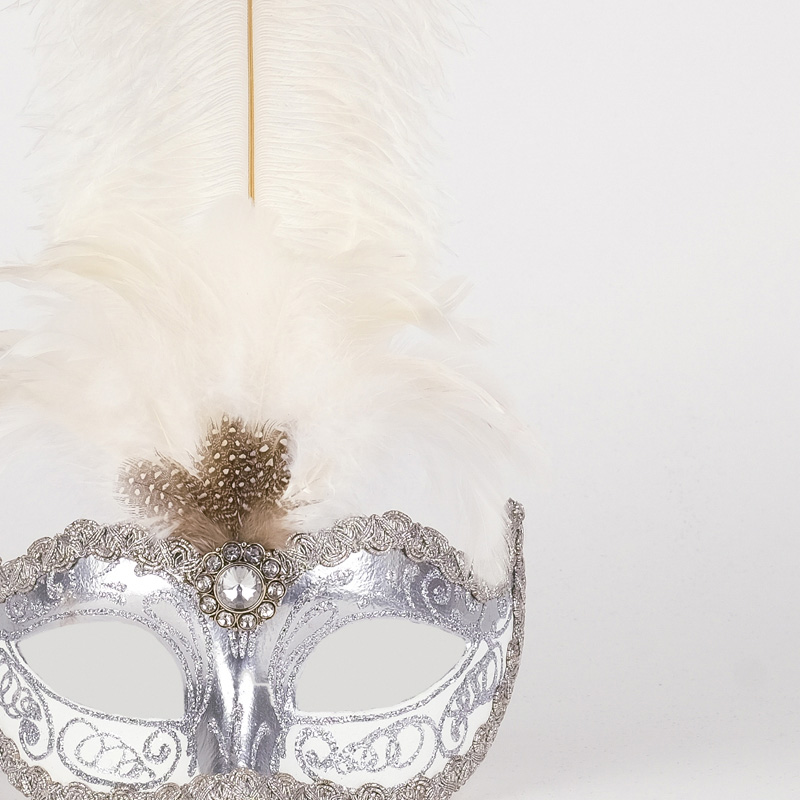 Sisi - Silver & White